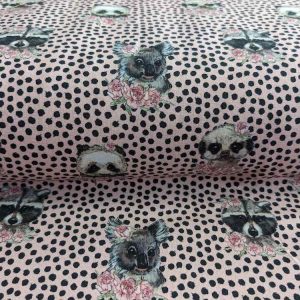 Jersey, Hasen und Waschbären auf Rosa